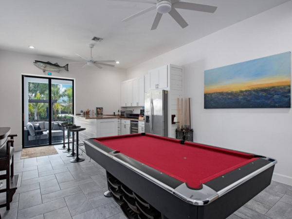 Gorgeous Naples 4 Bedroom Vacation Home